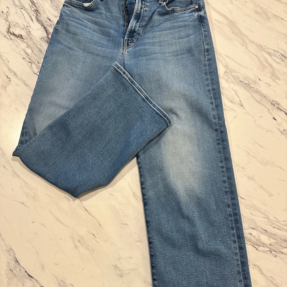 MOTHER The ‘Lil Rambler Mid Rise Zipper Ankle Jean